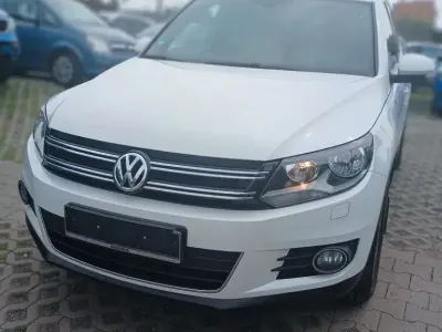 Gebraucht VW Tiguan LOUNGE 110 PS (80 kW) 2015 Weiß SUV