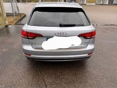 Gebraucht Audi A4 Design 150 PS (110 kW) 2016 Silber Limousine