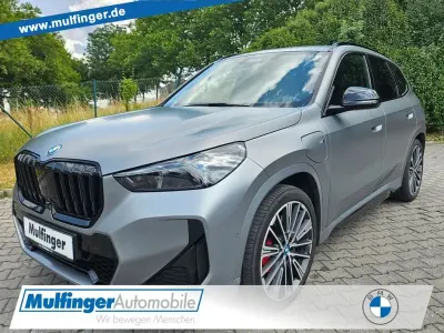 Gebraucht BMW X1 M Sport 326 PS (239 kW) 2024 Frozen pure grey SUV