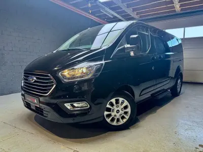 Gebraucht Ford Tourneo Trend+ 170 PS (125 kW) 2019 Iridiumschwarz metallic Van / Kleinbus