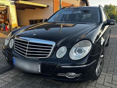Mercedes E320