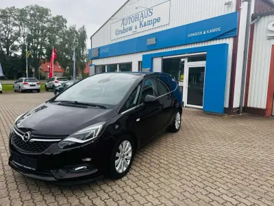 Gebraucht Opel Zafira Tourer Business Innovation 131 PS (96 kW) 2017 Mahogany brown (p2/so) Van / Kleinbus