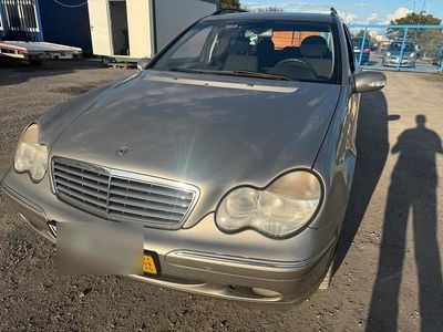 Mercedes C220