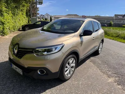 Gebraucht Renault Kadjar LIMITED 131 PS (96 kW) 2018 Beige SUV