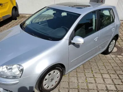 Gebraucht VW Golf V 102 PS (75 kW) 2007 Silber Limousine