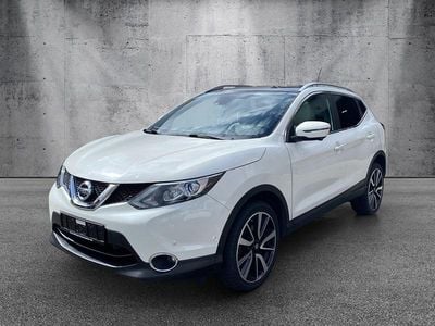 Gebraucht Nissan Qashqai Tekna 116 PS (85 kW) 2016 Weiß SUV