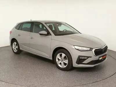 Używany Skoda Scala Selection 116 KM (85 kW) 2025 Szary Hatchback