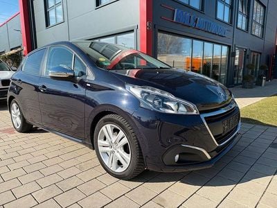 Gebraucht Peugeot 208 Style 99 PS (72 kW) 2016 Blau Kleinwagen