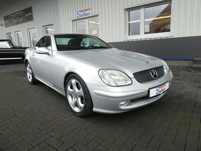 Gebraucht Mercedes SLK230 197 PS (144 kW) 2003 Silber Cabrio