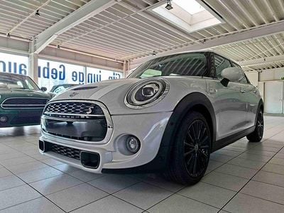 Gebraucht Mini Cooper S 192 PS (141 kW) 2019 White silver metallic Kleinwagen