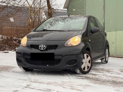 Schwarz Gebraucht 2012 Toyota Aygo Cool Kleinwagen | 2.690 € (Fairer Preis)