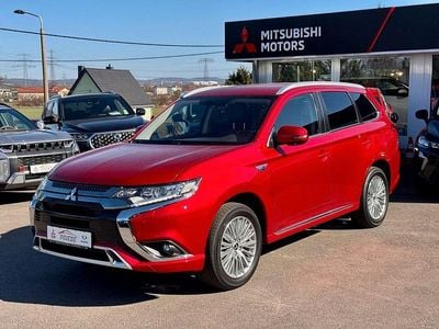 Gebraucht Mitsubishi Outlander P-HEV 224 PS (164 kW) 2020 Rot SUV