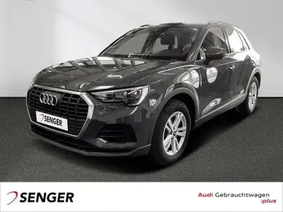 Gebraucht Audi Q3 Business 150 PS (110 kW) 2023 Nanograu metallic SUV