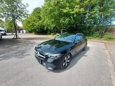 Gebraucht Mercedes C220 Avantgarde 200 PS (147 kW) 2022 Schwarz Kombi