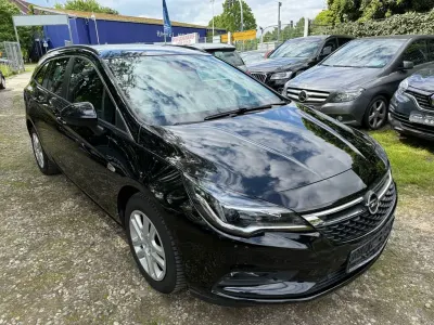 Gebraucht Opel Astra Edition 101 PS (74 kW) 2019 Schwarz Kombi