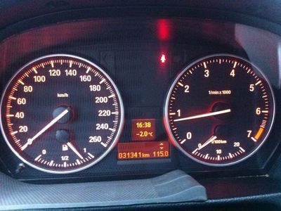 Gebraucht BMW 318 194 PS (142 kW) 2008 Silber metallic Limousine