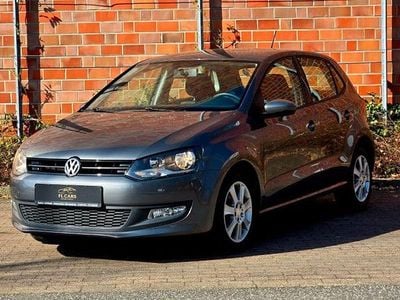 Usado VW Polo Allstar 90 HP (66 kW) 2013 Azul Sedan