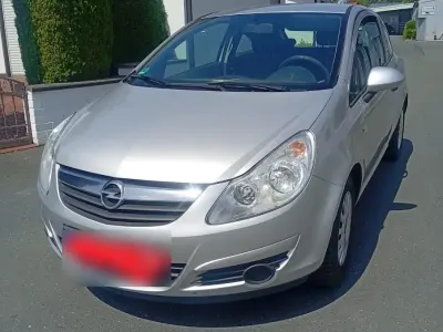 Gebraucht Opel Corsa 80 PS (58 kW) 2009 Silber Kleinwagen