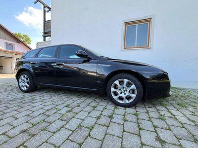 Alfa Romeo 159