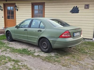 Mercedes C200