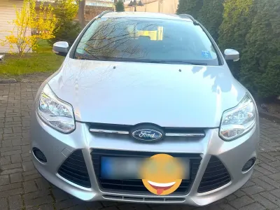 Gebraucht Ford Focus 116 PS (85 kW) 2012 Silber Kombi