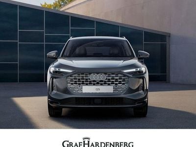 Neu Audi Q5 Comfort 299 PS (219 kW) 2025 Grau SUV