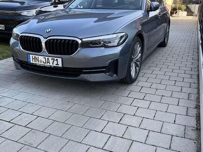 Second-hand BMW 530 Sport Line 296 CP (217 kW) 2020 Berlinǎ
