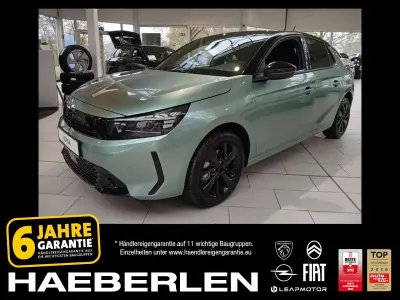 Neu Opel Corsa 101 PS (74 kW) 2025 Grün (eukalyptus grün) Kleinwagen