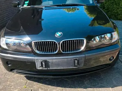 Gebraucht BMW 318 143 PS (105 kW) 2004 Schwarz Kombi