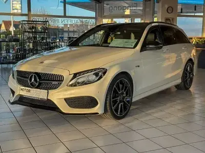 Gebraucht Mercedes C43 AMG AMG 390 PS (286 kW) 2018 Manufaktur diamantweiss bright Kombi