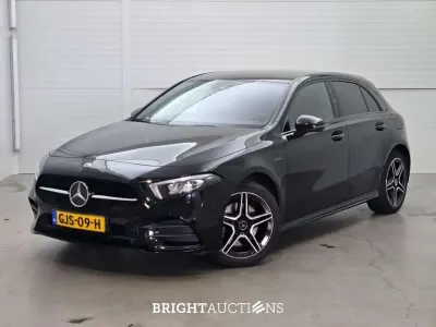 Gebraucht Mercedes A250 Business 262 PS (192 kW) 2021 Schwarz Kleinwagen