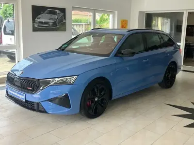Gebraucht Skoda Octavia RS 265 PS (194 kW) 2024 Italy blau Kombi