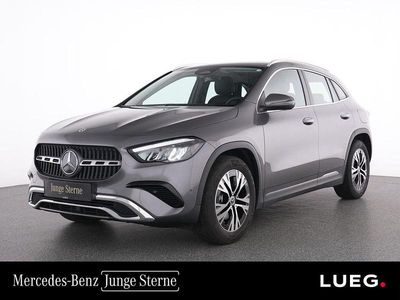 Gebraucht Mercedes GLA200 Progressive 163 PS (119 kW) 2024 Grau SUV