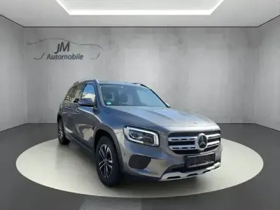 Gebraucht Mercedes GLB200 Style 150 PS (110 kW) 2023 Mountaingrau SUV