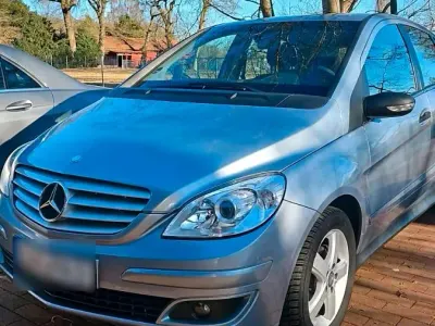 Gebraucht Mercedes B150 Edition 96 PS (70 kW) 2008 Blau Van / Kleinbus