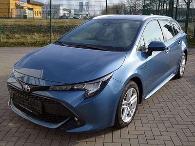 Gebraucht Toyota Corolla Hybrid Basis 98 PS (72 kW) 2021 Blue metallic Kleinwagen