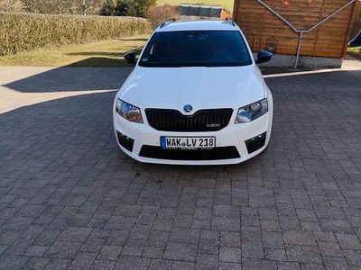 Gebraucht Skoda Octavia RS 184 PS (135 kW) 2013 Weiß Kombi