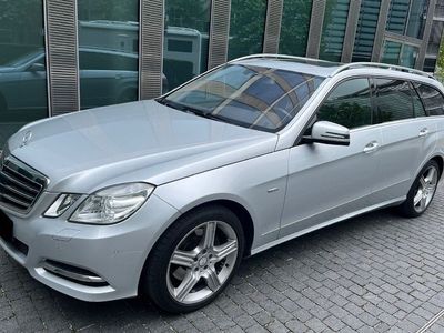 gebraucht Mercedes E350 E-Klasse T-Modell E 350 CDI Avantgarde