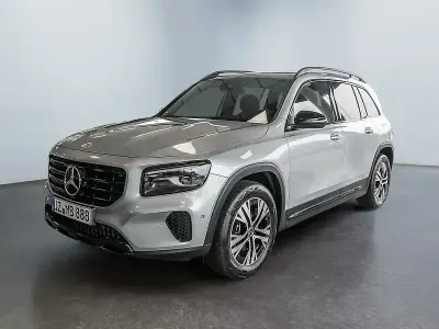 Gebraucht Mercedes GLB200 Progressive 150 PS (110 kW) 2025 Metalliclack hightechsilber SUV
