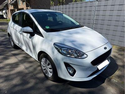 Usata Ford Fiesta 86 CV (63 kW) 2019 Bianco Utilitaria