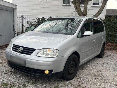 Gebraucht VW Touran 140 PS (102 kW) 2004 Silber Van / Kleinbus