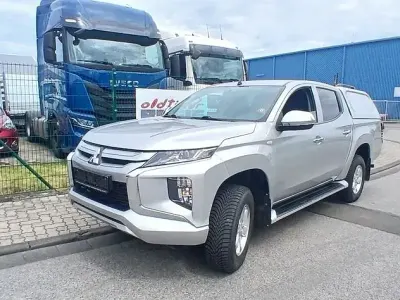 Gebraucht Mitsubishi L200 150 PS (110 kW) 2021 Silber Pickup