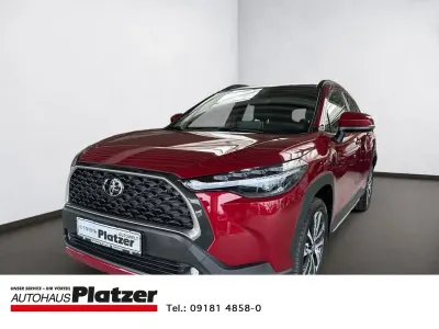 Gebraucht Toyota Corolla Cross Team 197 PS (144 kW) 2024 Rot SUV