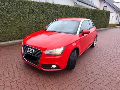 Gebraucht Audi A1 Attraction 105 PS (77 kW) 2010 Rot Kleinwagen