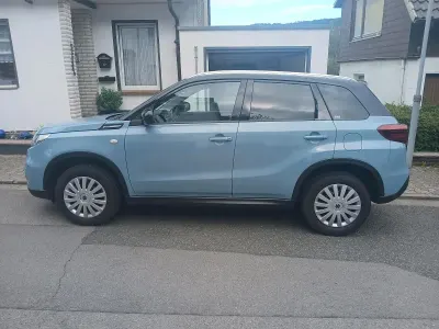 Gebraucht Suzuki Vitara 129 PS (94 kW) 2020 Blau SUV