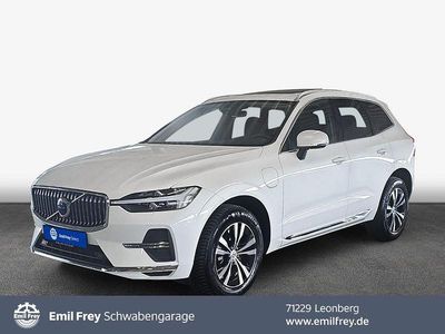 Gebraucht Volvo XC60 Core 335 PS (246 kW) 2023 Crystal weißperleffekt SUV