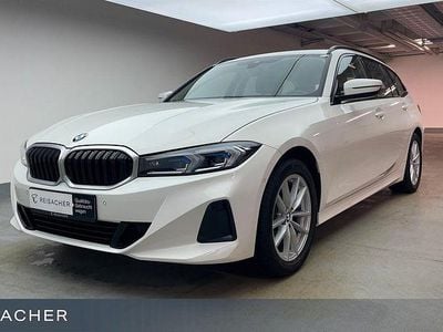 Gebraucht BMW 320 Sport Line 190 PS (139 kW) 2023 Weiß Limousine