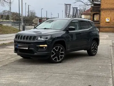 Gebraucht Jeep Compass Limited 170 PS (125 kW) 2017 Grau SUV