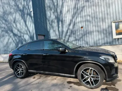 Gebraucht Mercedes GLE350 256 PS (188 kW) 2015 Schwarz SUV