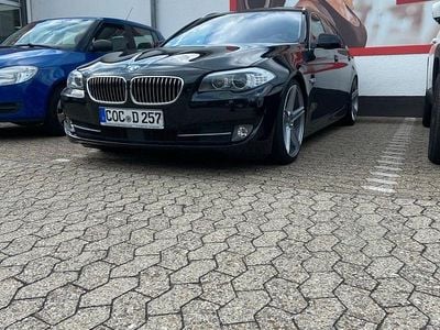 Gebraucht BMW 530 M Sport 258 PS (189 kW) 2012 Schwarz Kombi